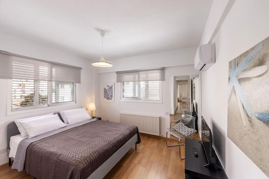 Luxurious Bright & Stylish 2Br With Office In Nicosia Apartment Bagian luar foto